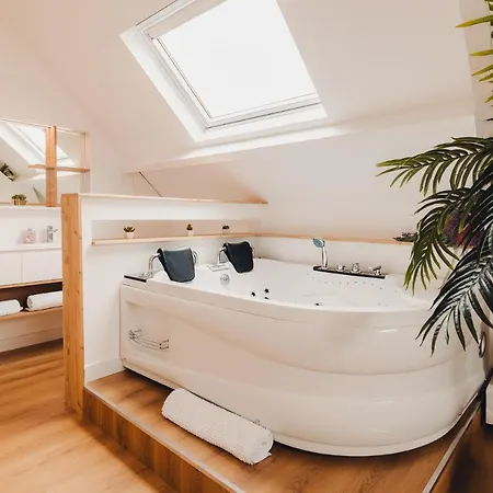 Au Coin De Paradis - Balneo B&B